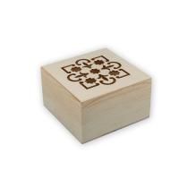 Заготовка для декорирования Mr.Carving Шкатулка с резной крышкой 16 x 16 x 9 см сосна ВД-468