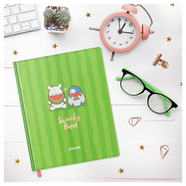 Дневник 1-11 кл. 48л. MESHU "Sweety bun" (твердый) иск. кожа, УФ-печать с глиттером, тиснение фольгой, тон. блок, ляссе RE-MS_49346