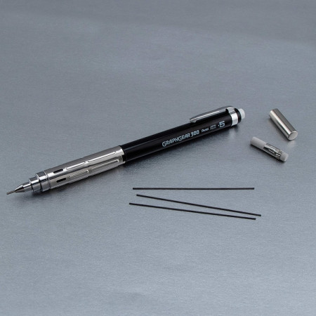 Карандаш PENTEL Graphgear 300 автоматический 0.5 мм, черный корпус PG315-AX